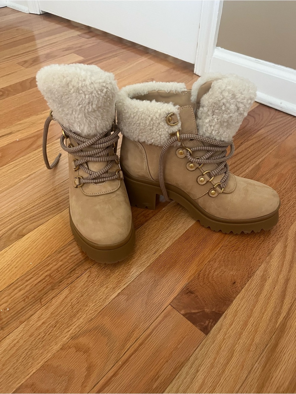Shearling-Trim Tan Lug Heel Ankle Boots New in a box